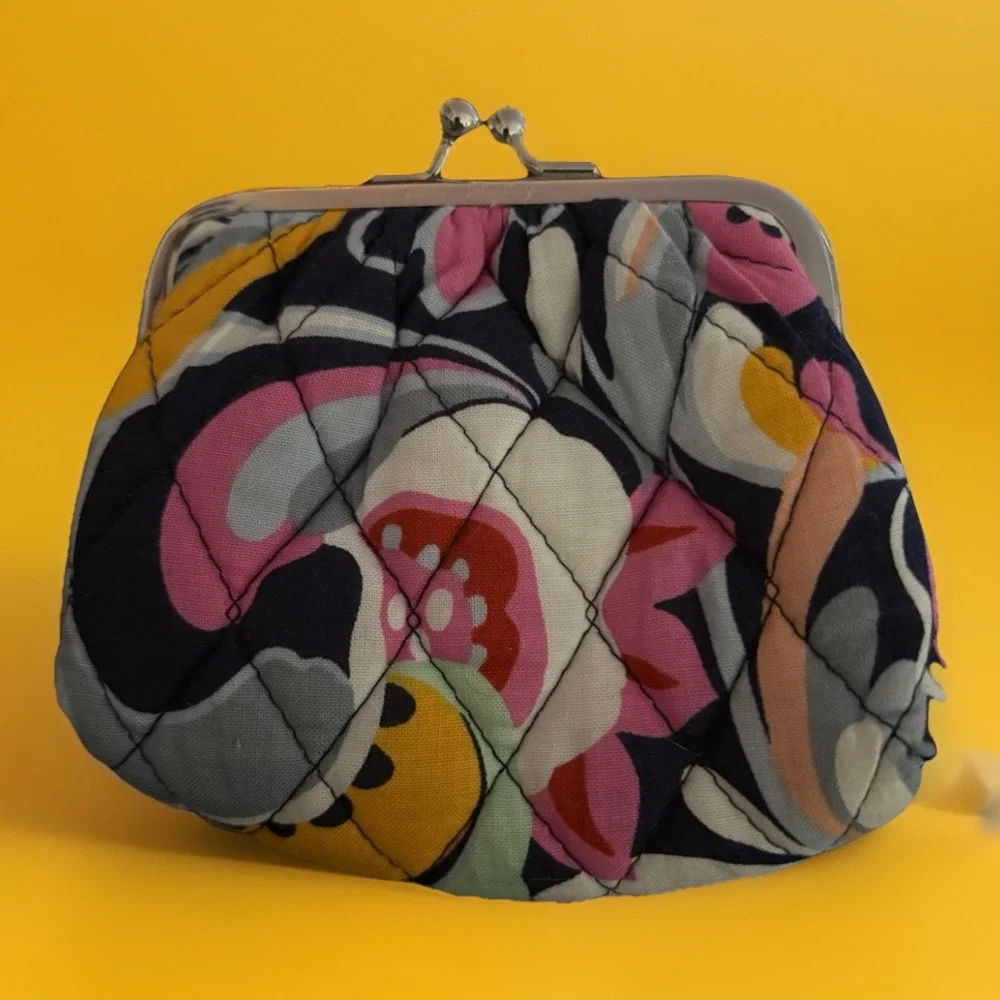 Vera Bradley Small Kiss Lock Coin Purse Mod Paisley Pattern Retired 4